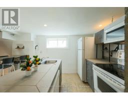 BSMT - 70 CARLAW AVENUE, Toronto, Ontario