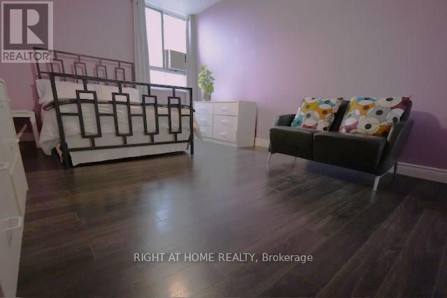 411 - 5 Massey Square, Toronto, Ontario  M4C 5L6 - Photo 14 - E12467148