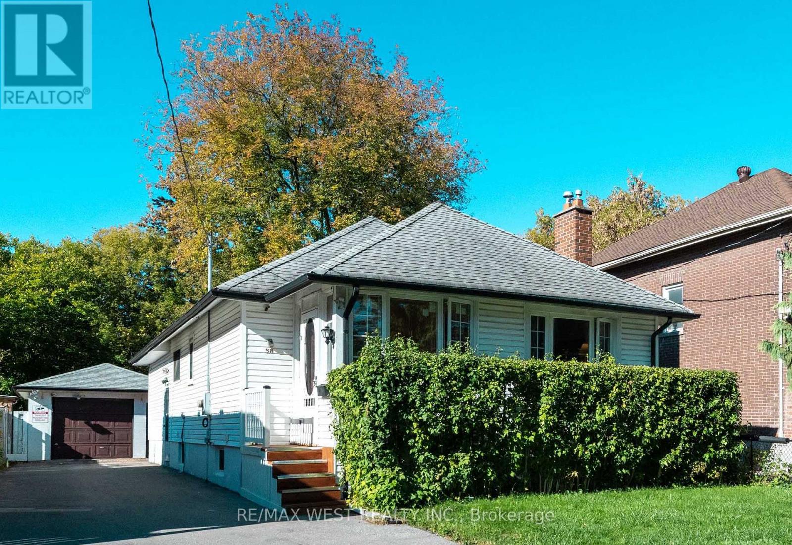 58 Burk Street, Oshawa (Vanier), Ontario  L1J 4B9 - Photo 1 - E12467153