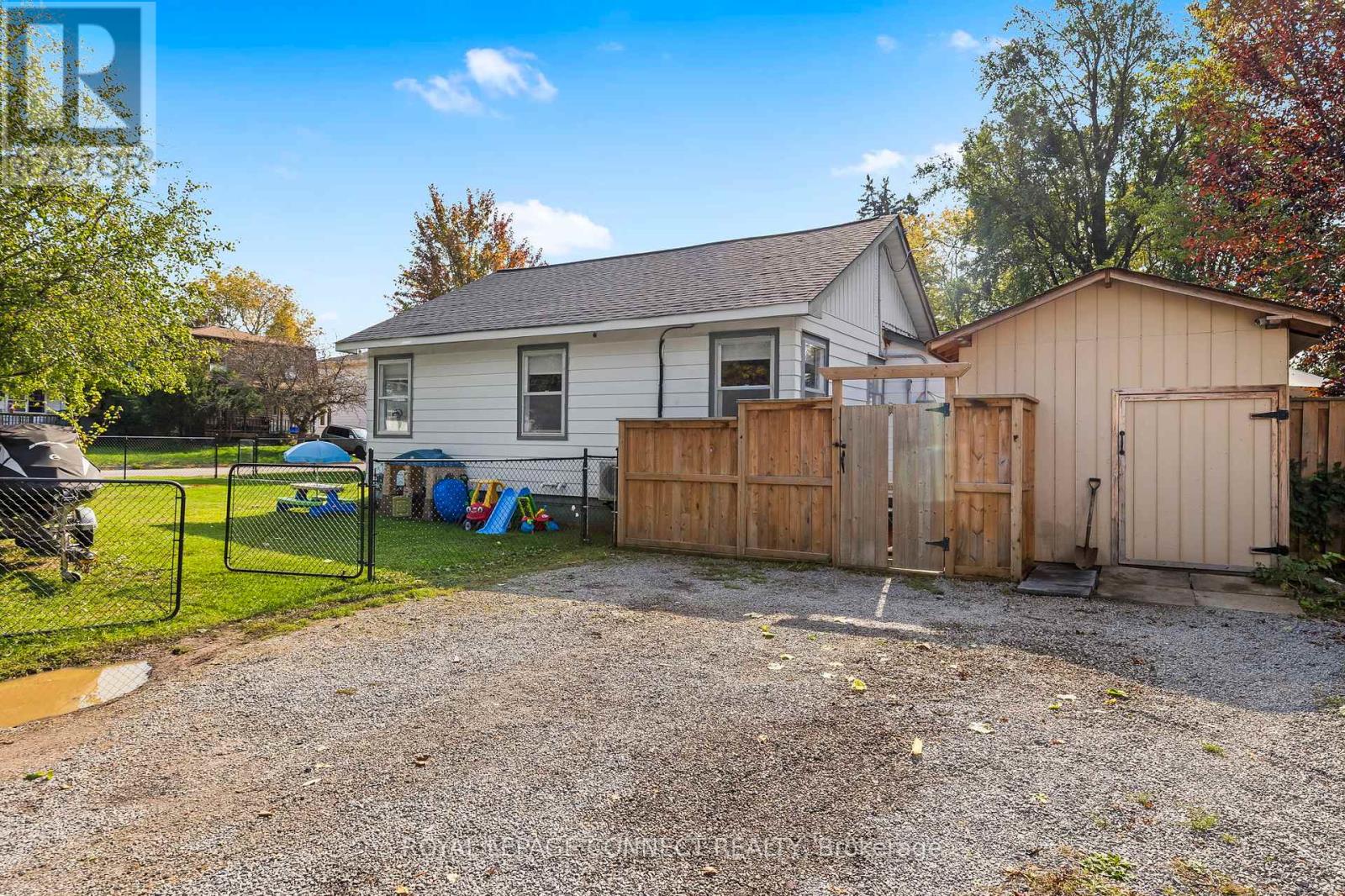 36 Tudor Avenue, Ajax, Ontario  L1S 2A3 - Photo 4 - E12467155