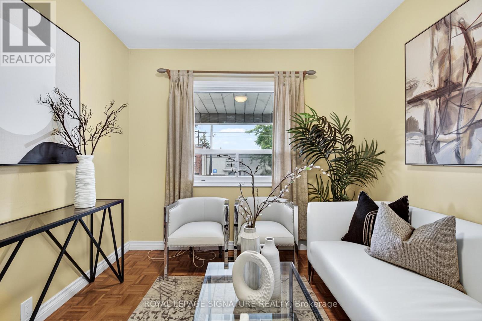 185 Donlands Avenue, Toronto, Ontario  M4J 3P9 - Photo 5 - E12467168