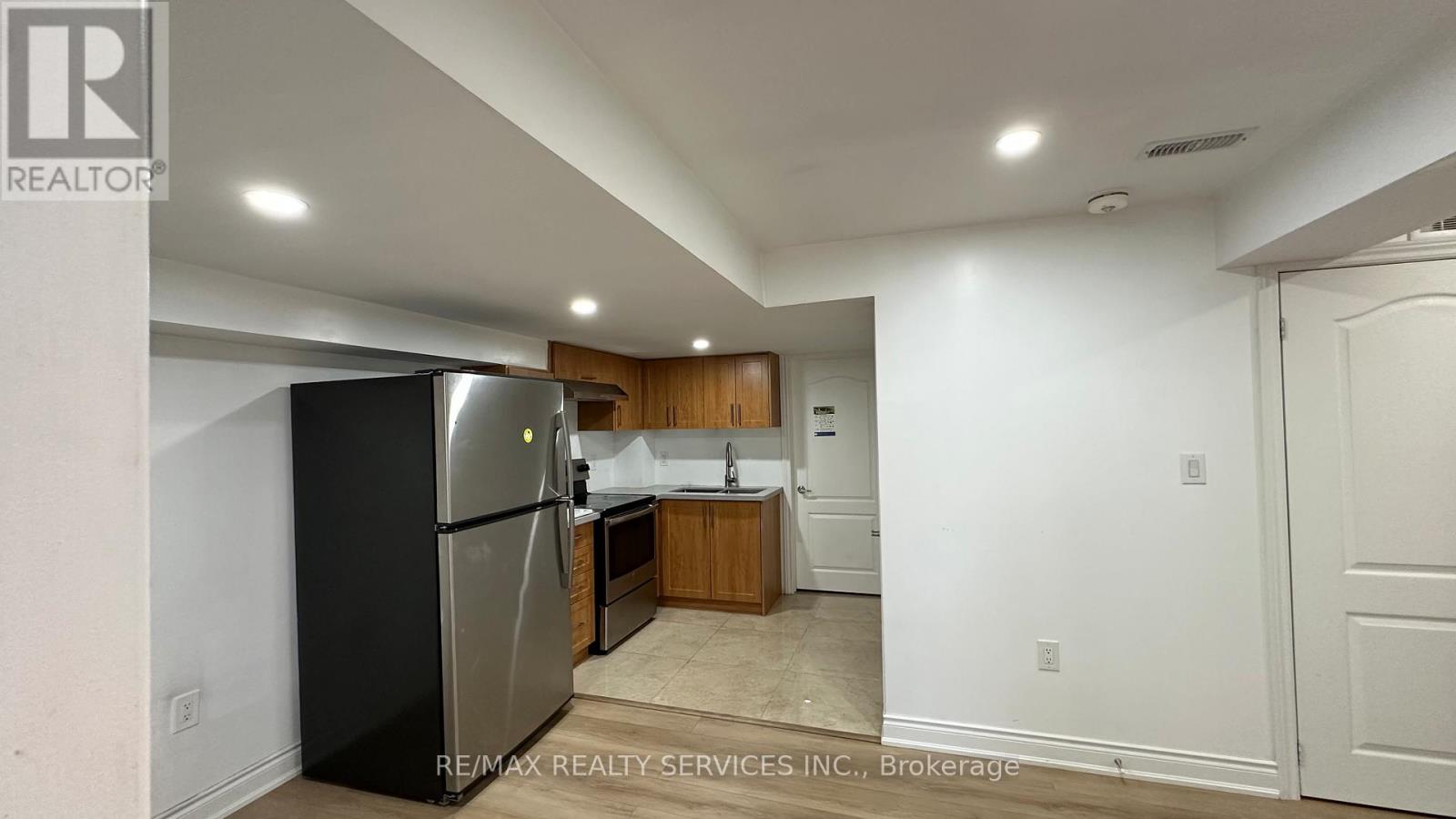 Bsmt - 973 Black Cherry Drive, Oshawa, Ontario  L1K 0P2 - Photo 17 - E12467172