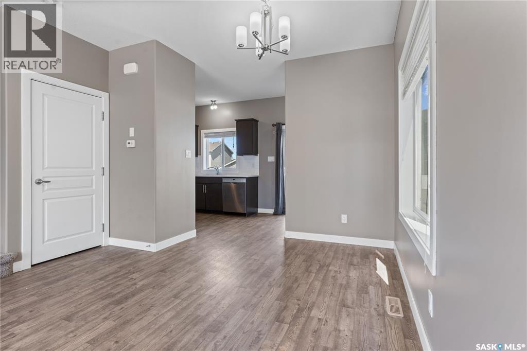 5214 Squires Road, Regina, Saskatchewan  S4W 0G8 - Photo 9 - SK021052