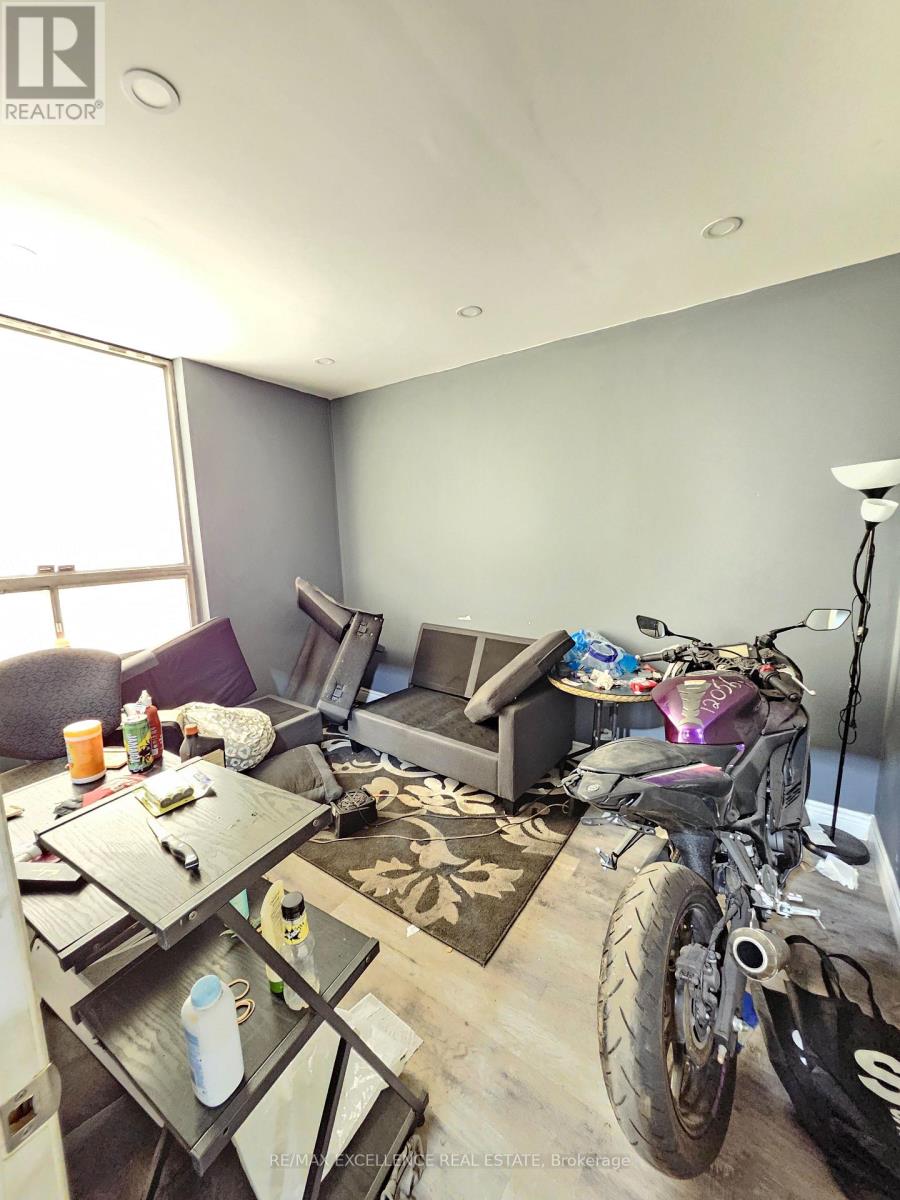 14 - 7517 Bren Road, Mississauga, Ontario  L4T 3V4 - Photo 10 - W12466146