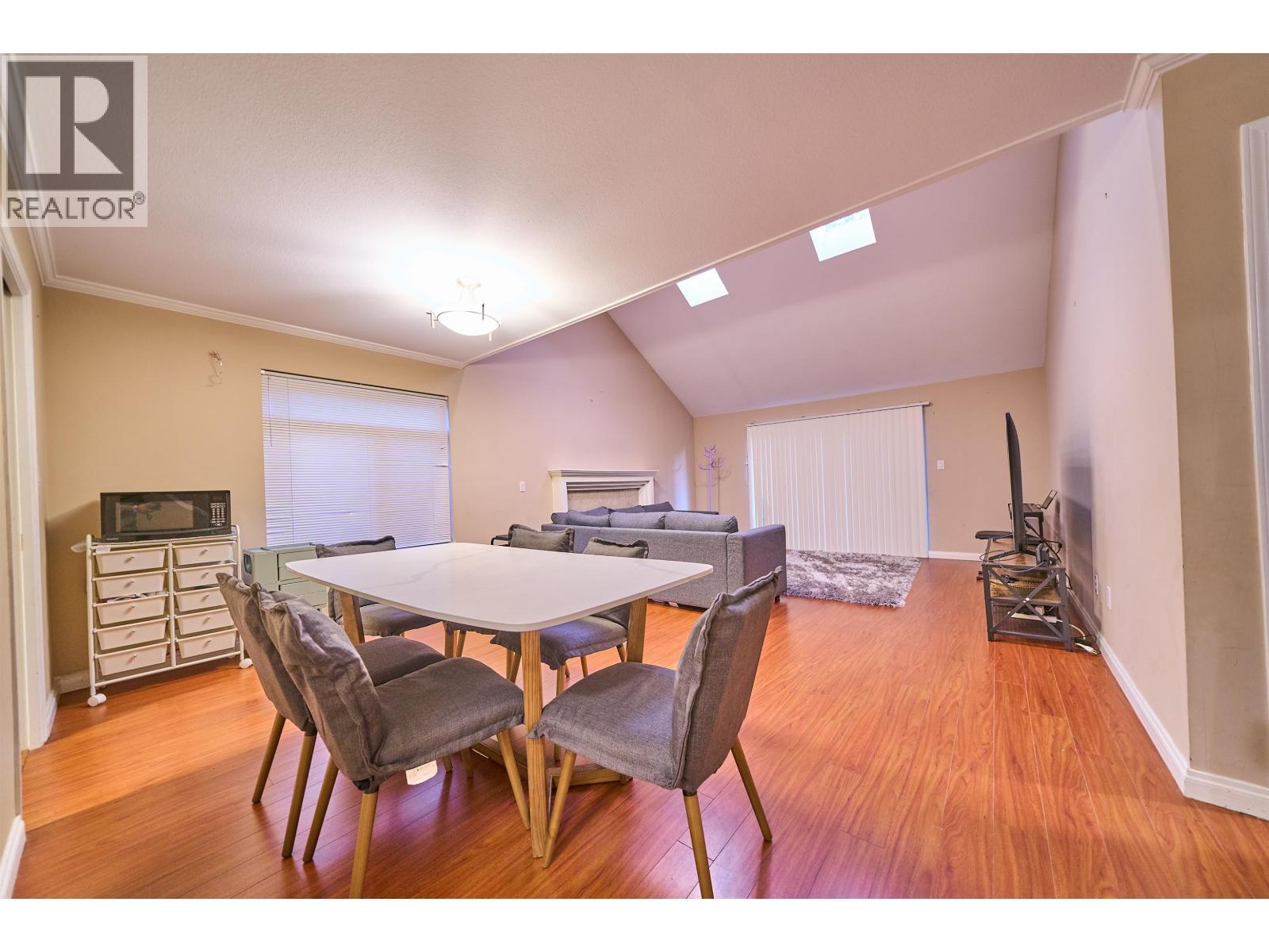 4 9700 Blundell Road, Richmond, British Columbia  V6Y 1K6 - Photo 2 - R3058813