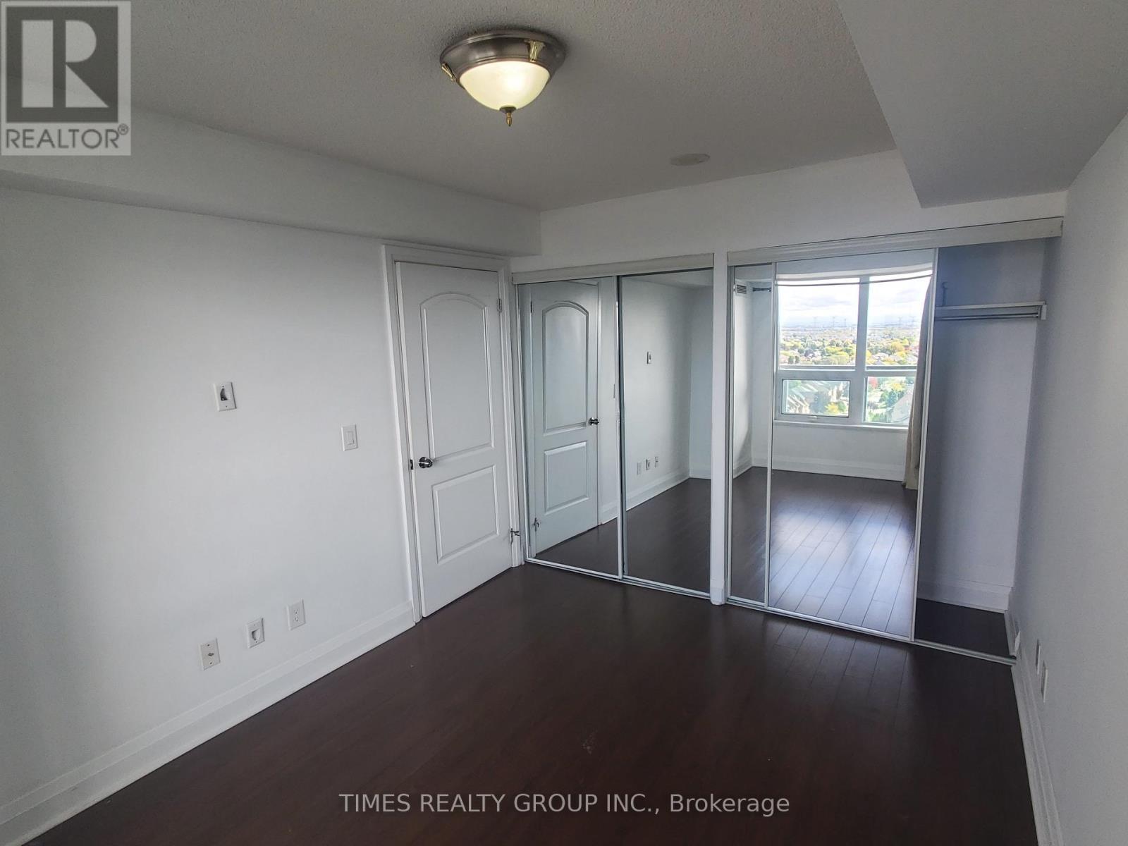 1410 - 30 North Park Road, Vaughan, Ontario  L4J 0G6 - Photo 18 - N12467147