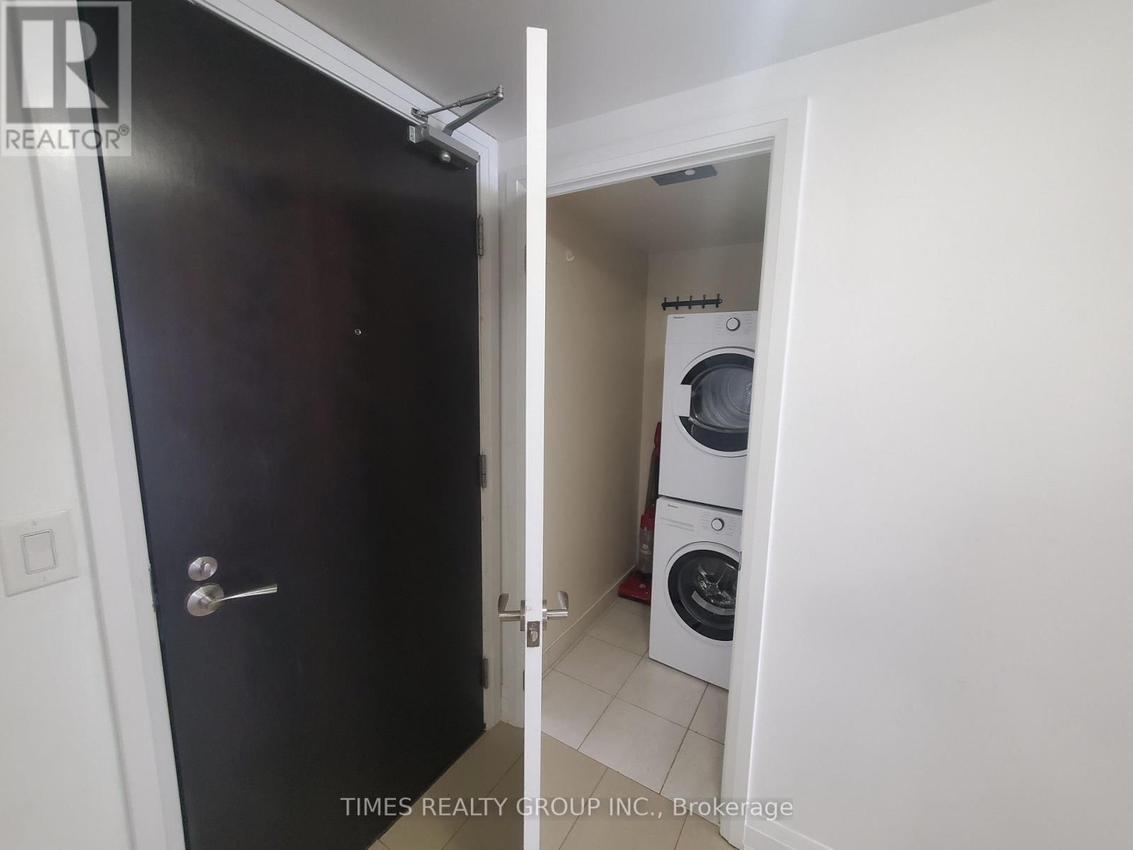 1410 - 30 North Park Road, Vaughan, Ontario  L4J 0G6 - Photo 3 - N12467147