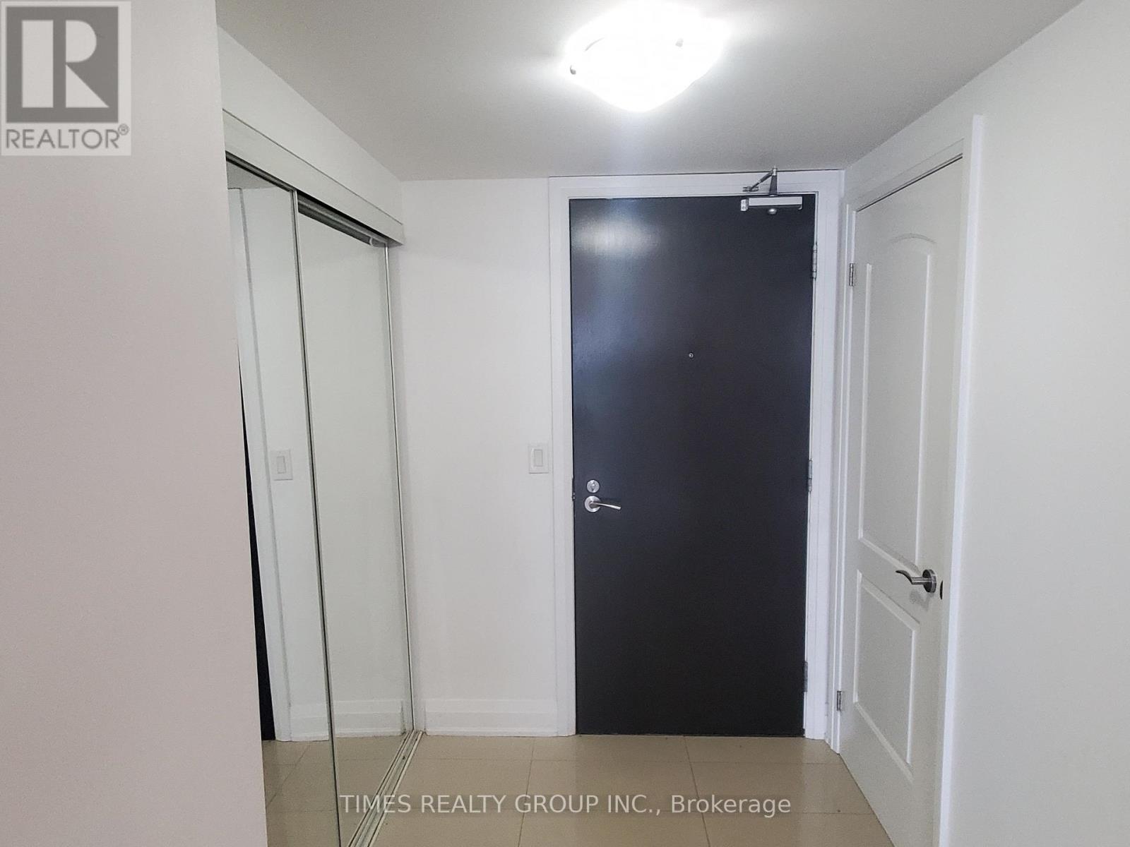 1410 - 30 North Park Road, Vaughan, Ontario  L4J 0G6 - Photo 4 - N12467147