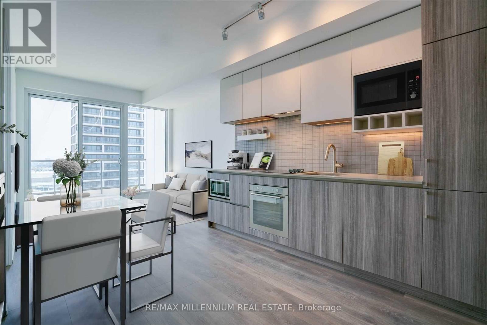 2006 - 898 PORTAGE PARKWAY, Vaughan, Ontario