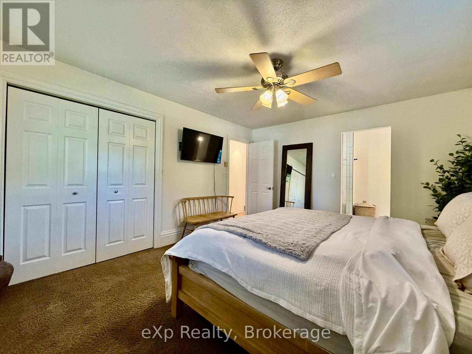 217 Thomas Street, Brockton, Ontario  N0G 2V0 - Photo 15 - X12464727