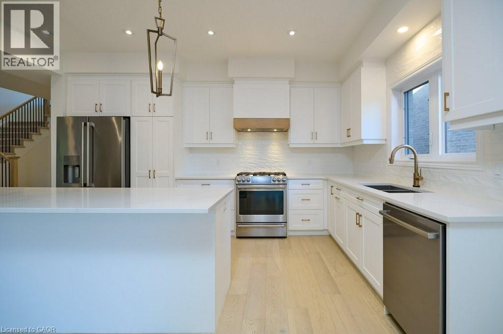 244 Otterbein Road, Kitchener, Ontario  N2B 0A7 - Photo 14 - 40779801