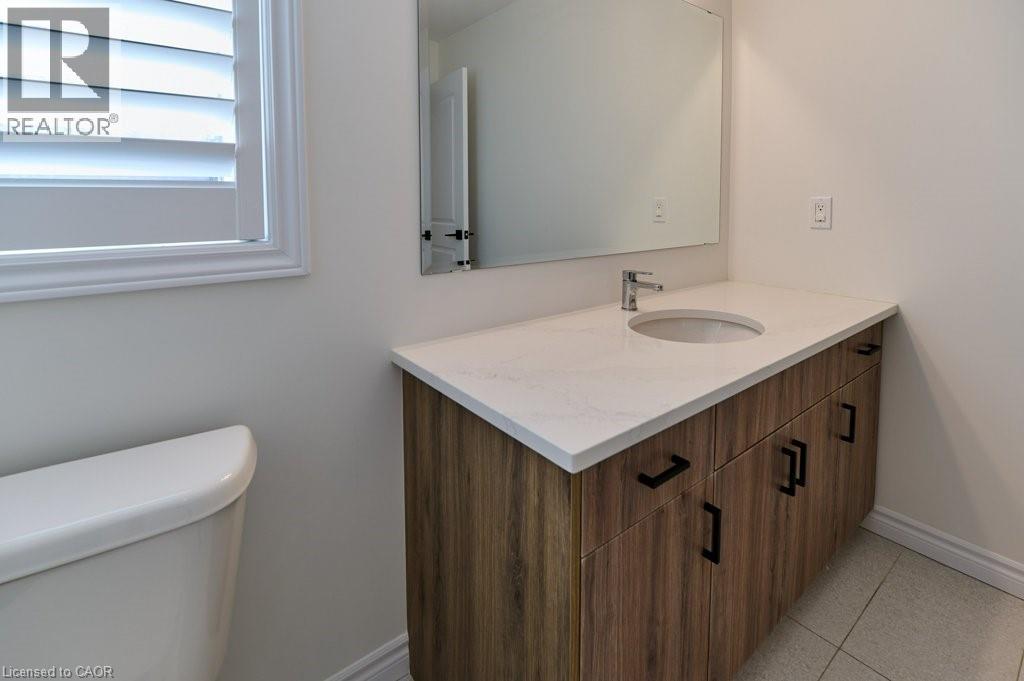 244 Otterbein Road, Kitchener, Ontario  N2B 0A7 - Photo 16 - 40779801