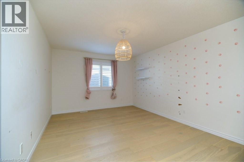 244 Otterbein Road, Kitchener, Ontario  N2B 0A7 - Photo 19 - 40779801