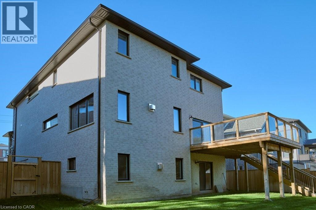 244 Otterbein Road, Kitchener, Ontario  N2B 0A7 - Photo 32 - 40779801