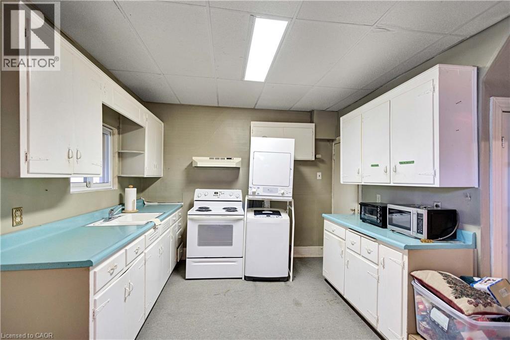 24 East 24th Street, Hamilton, Ontario  L8V 2X7 - Photo 16 - 40779430