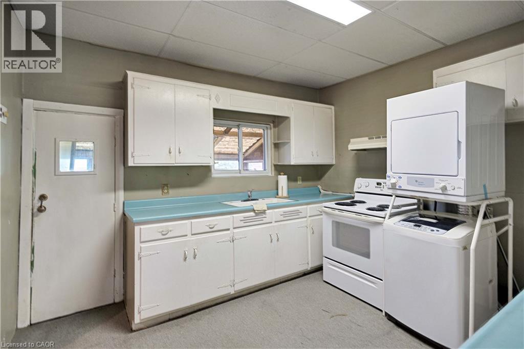 24 East 24th Street, Hamilton, Ontario  L8V 2X7 - Photo 17 - 40779430