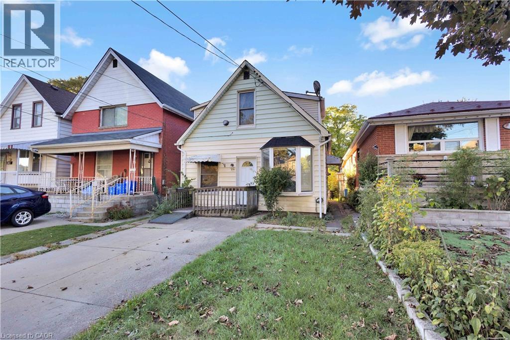 24 East 24th Street, Hamilton, Ontario  L8V 2X7 - Photo 2 - 40779430