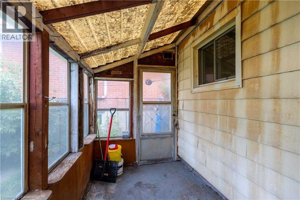 24 East 24th Street, Hamilton, Ontario  L8V 2X7 - Photo 22 - 40779430