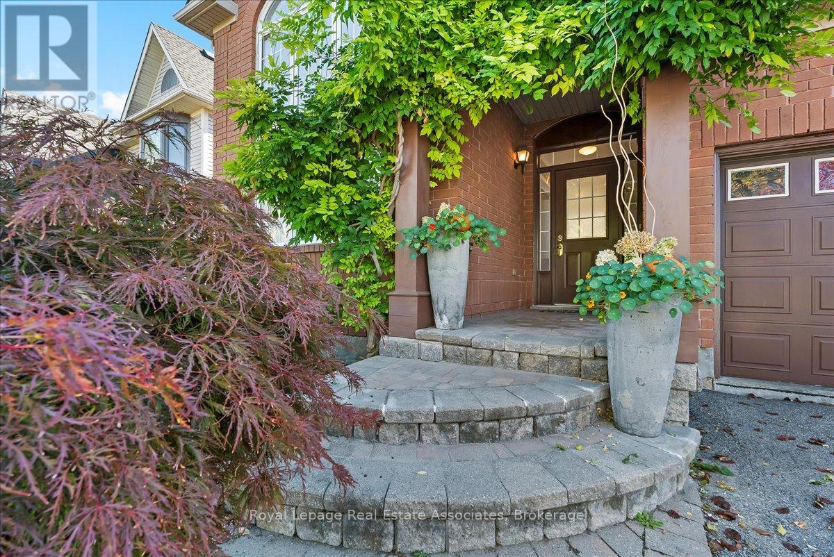 1578 French Gardens, Milton, Ontario  L9T 5L5 - Photo 2 - W12467146