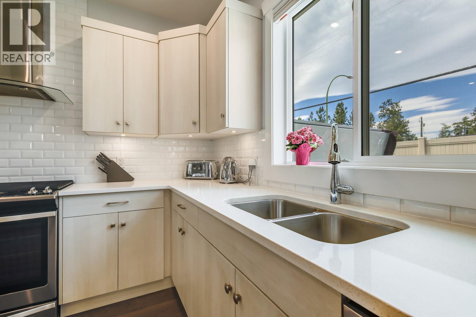 3118 Riesling Way, West Kelowna, British Columbia  V4T 3M7 - Photo 33 - 10363496