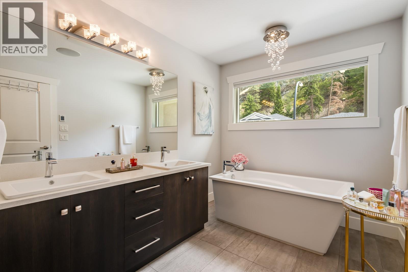 3118 Riesling Way, West Kelowna, British Columbia  V4T 3M7 - Photo 29 - 10363496
