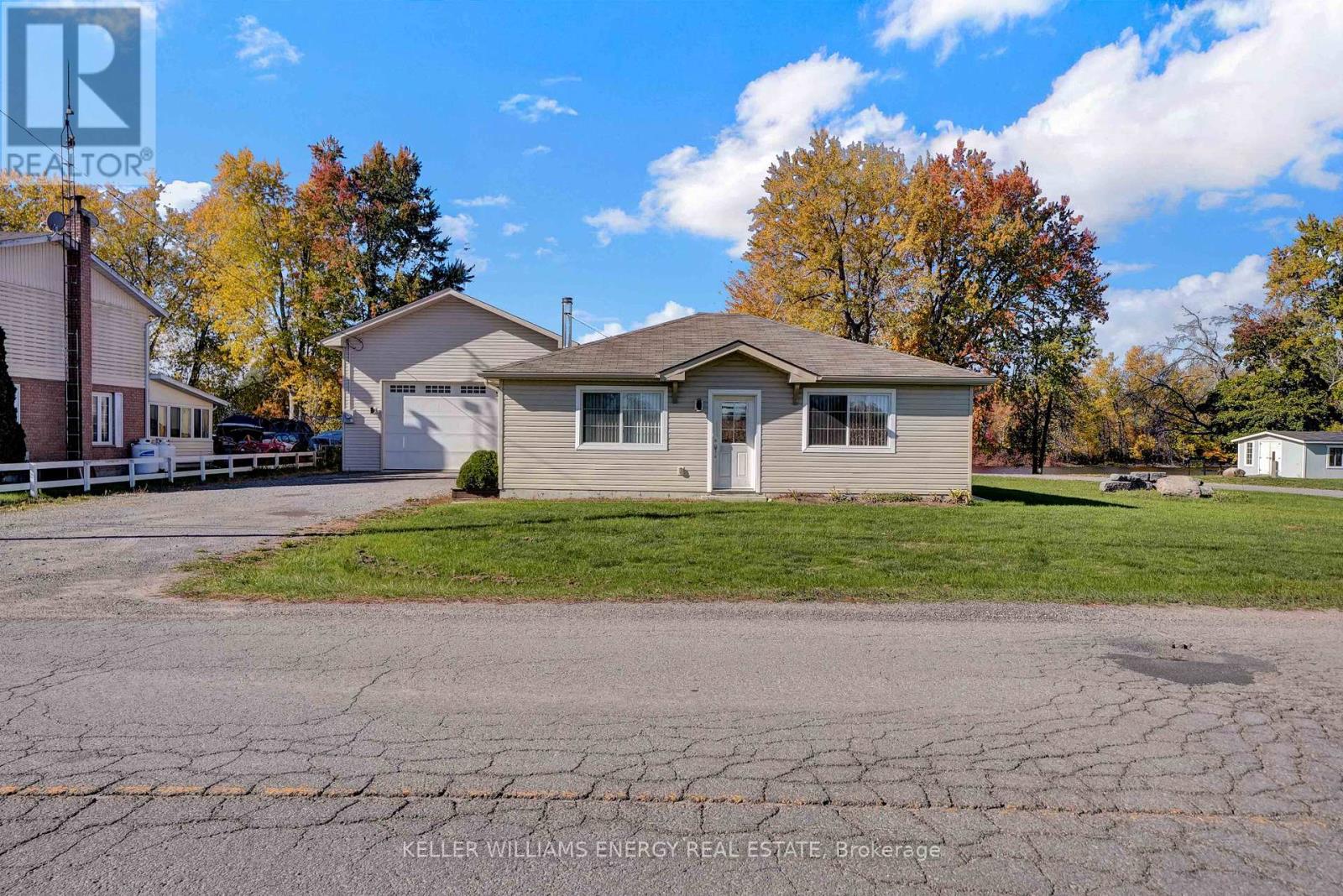 141 Stoco Road, Tweed (Hungerford (Twp)), Ontario  K0K 3J0 - Photo 2 - X12467186