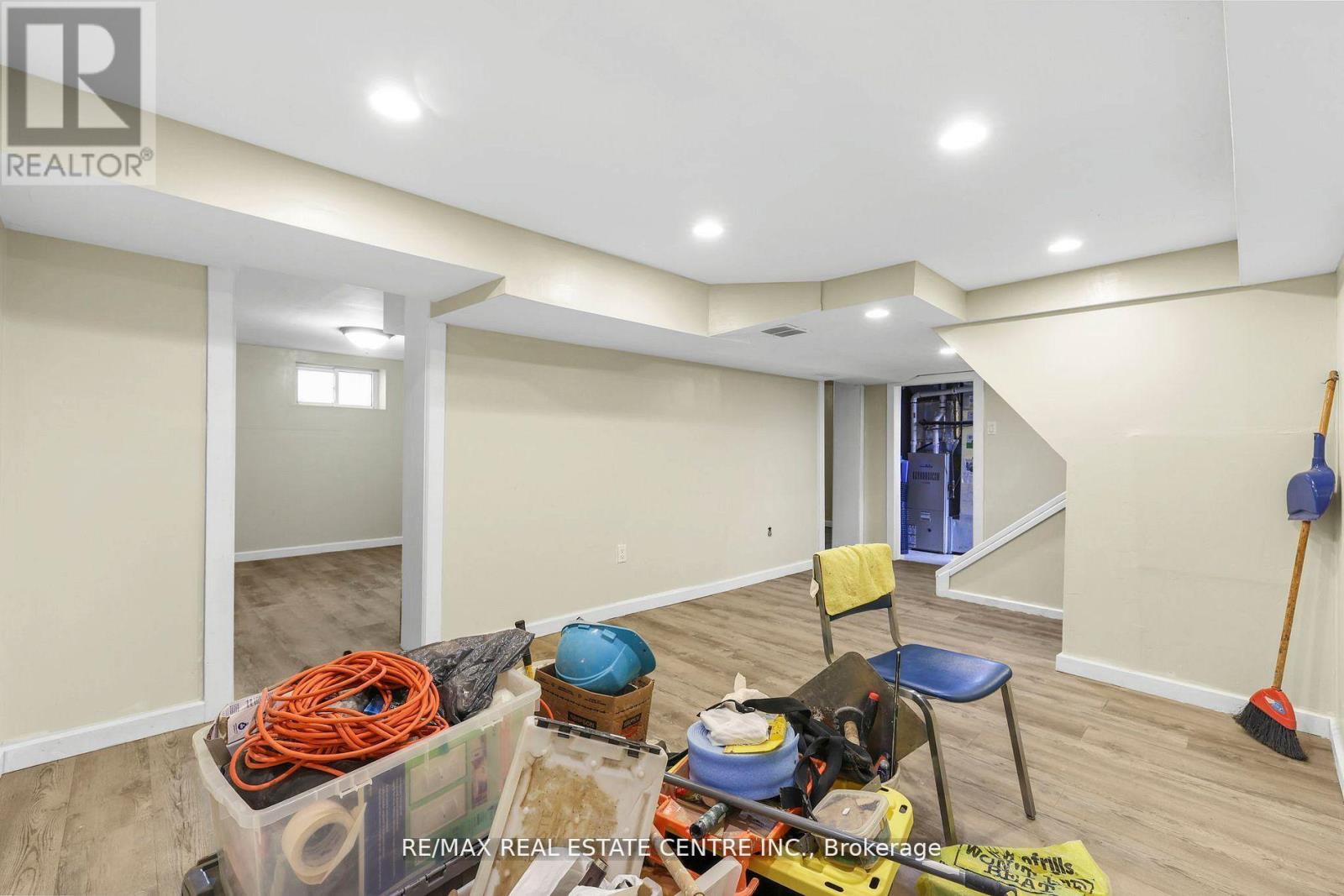 323 Queenston Road, Niagara-On-The-Lake, Ontario  L0S 1J0 - Photo 31 - X12467151