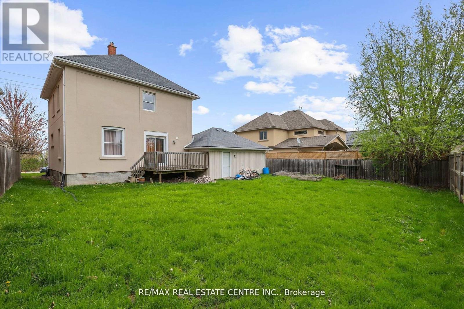 323 Queenston Road, Niagara-On-The-Lake, Ontario  L0S 1J0 - Photo 38 - X12467151