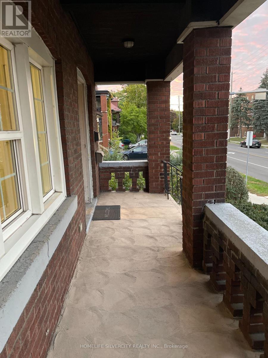 435 Aberdeen Avenue, Hamilton, Ontario  L8P 2S4 - Photo 2 - X12467176