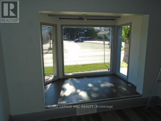 105a Welland Avenue, St. Catharines, Ontario  L2R 2H4 - Photo 4 - X12467189