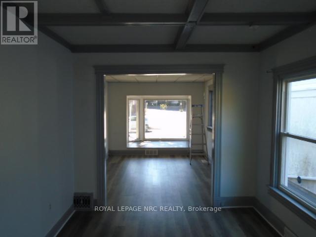 105a Welland Avenue, St. Catharines, Ontario  L2R 2H4 - Photo 7 - X12467189