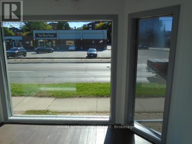 105a Welland Avenue, St. Catharines, Ontario  L2R 2H4 - Photo 9 - X12467189