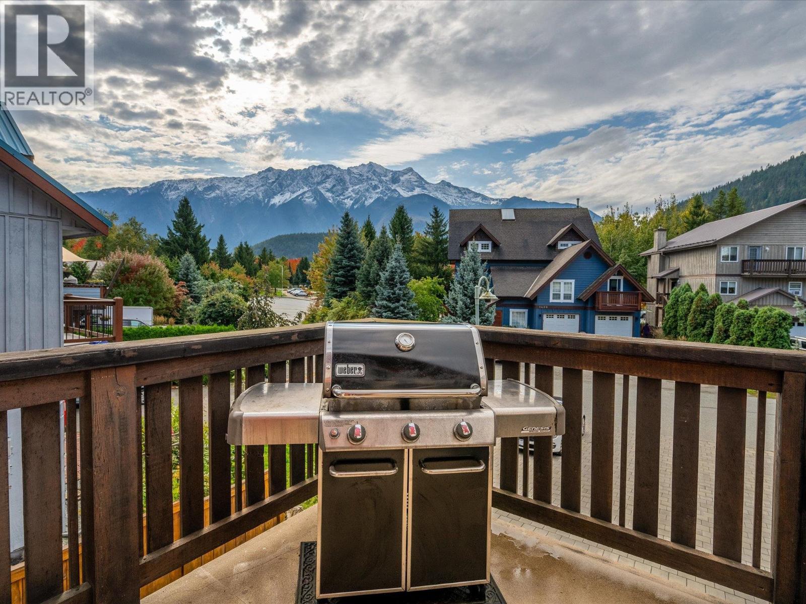 1425 Willow Drive, Pemberton, British Columbia  V0N 2L0 - Photo 12 - R3059416