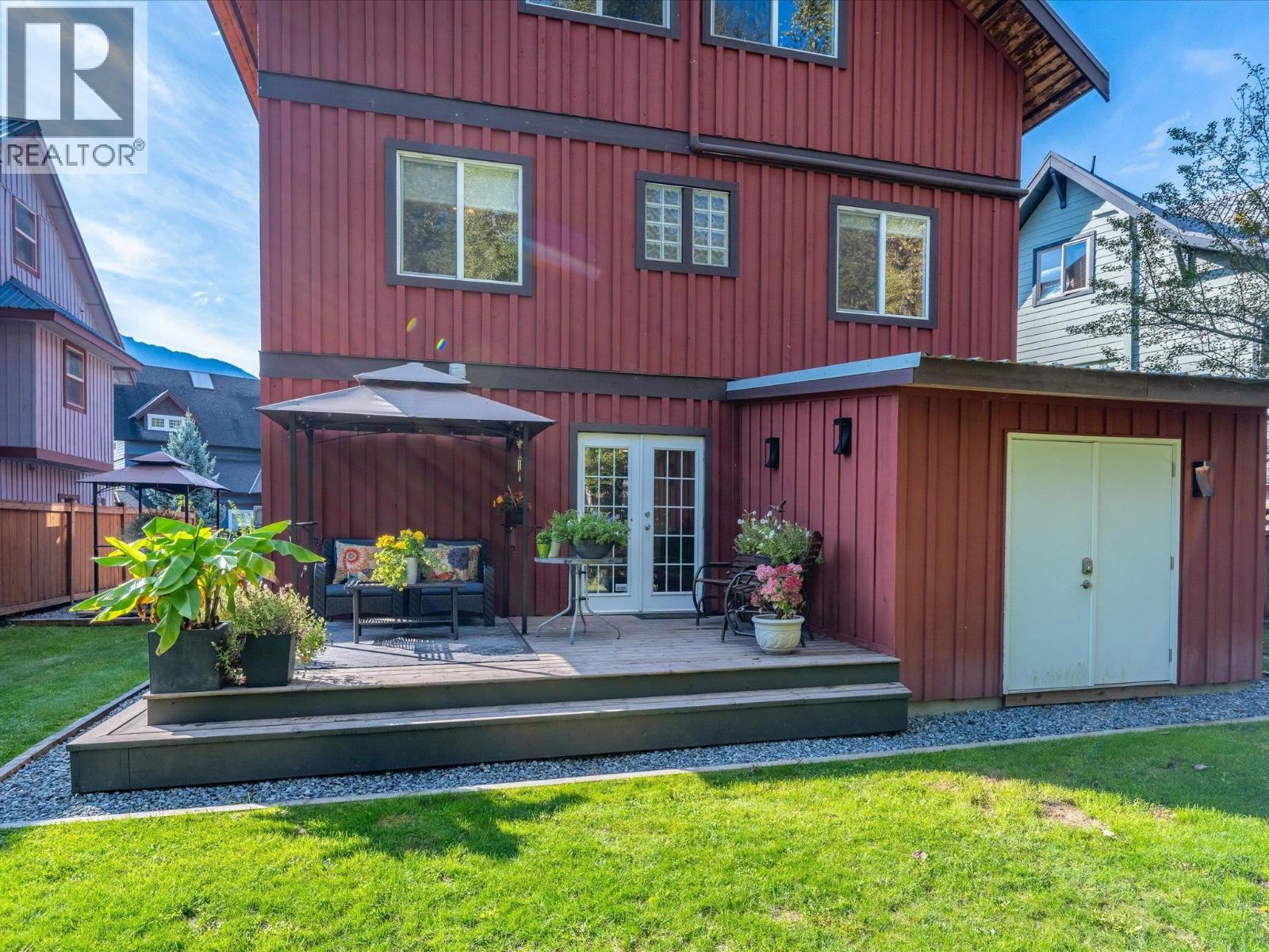 1425 Willow Drive, Pemberton, British Columbia  V0N 2L0 - Photo 29 - R3059416