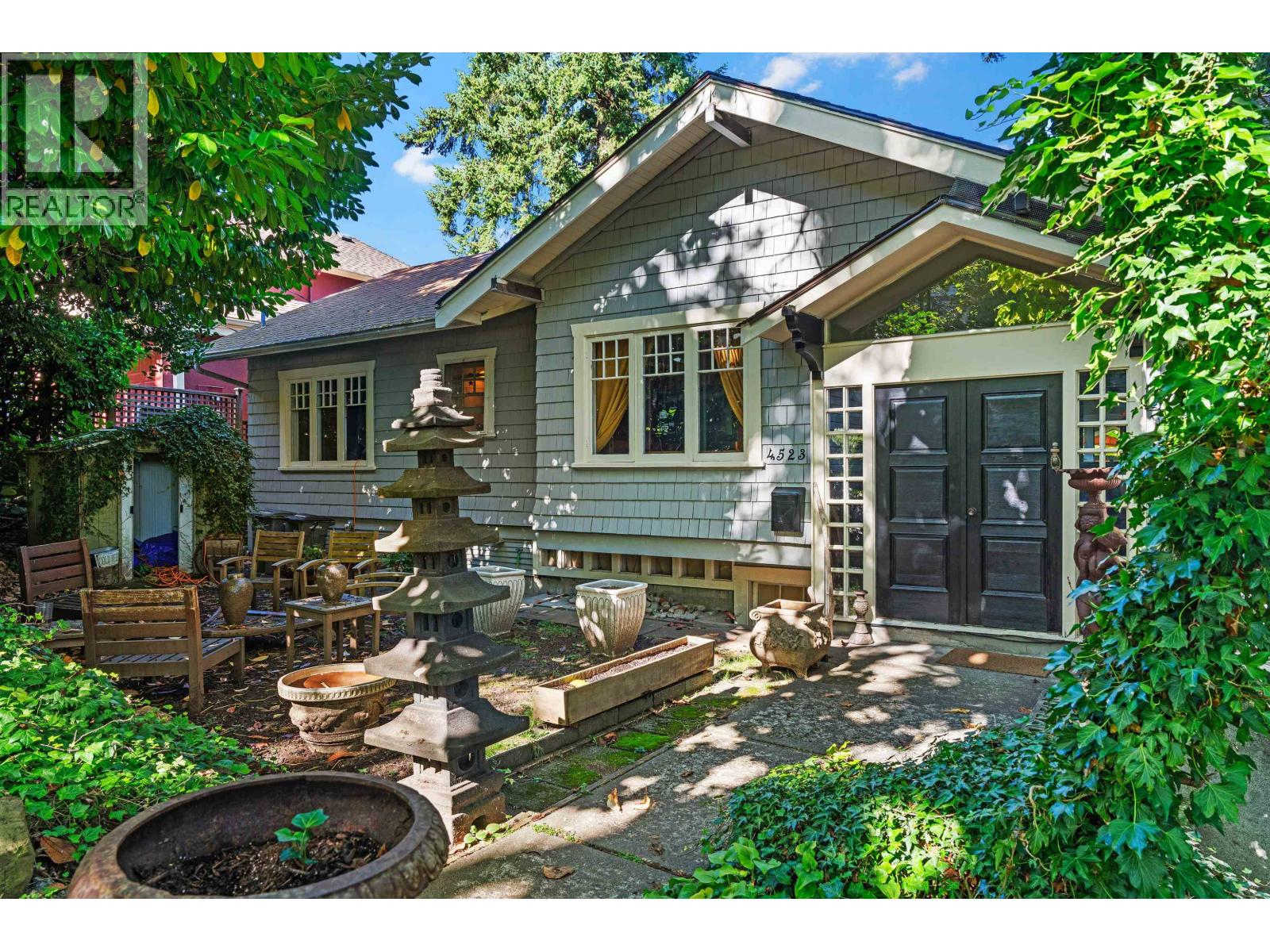 4523 W 1st Avenue, Vancouver, British Columbia  V6R 1H7 - Photo 2 - R3059423