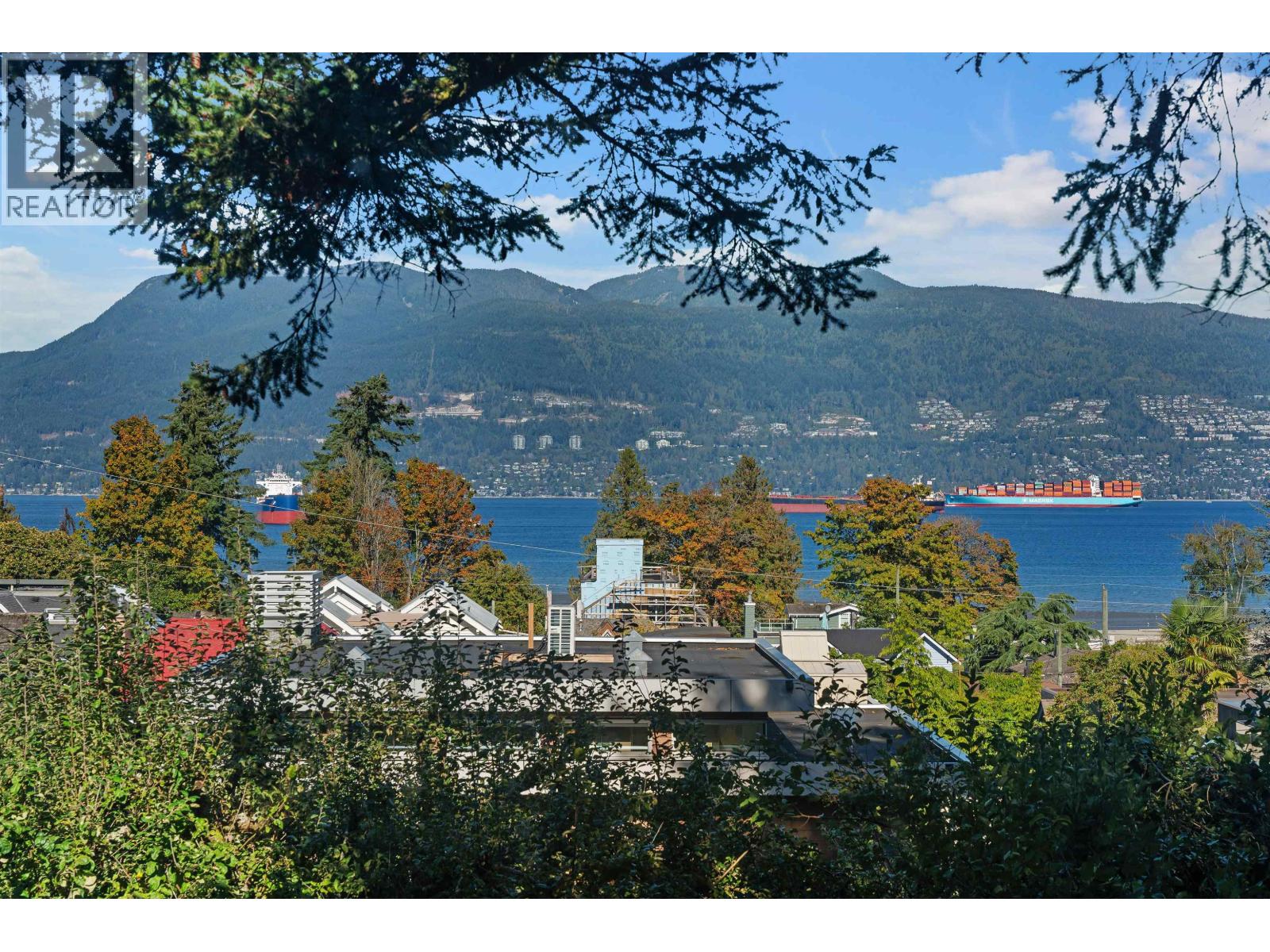 4523 W 1st Avenue, Vancouver, British Columbia  V6R 1H7 - Photo 5 - R3059423