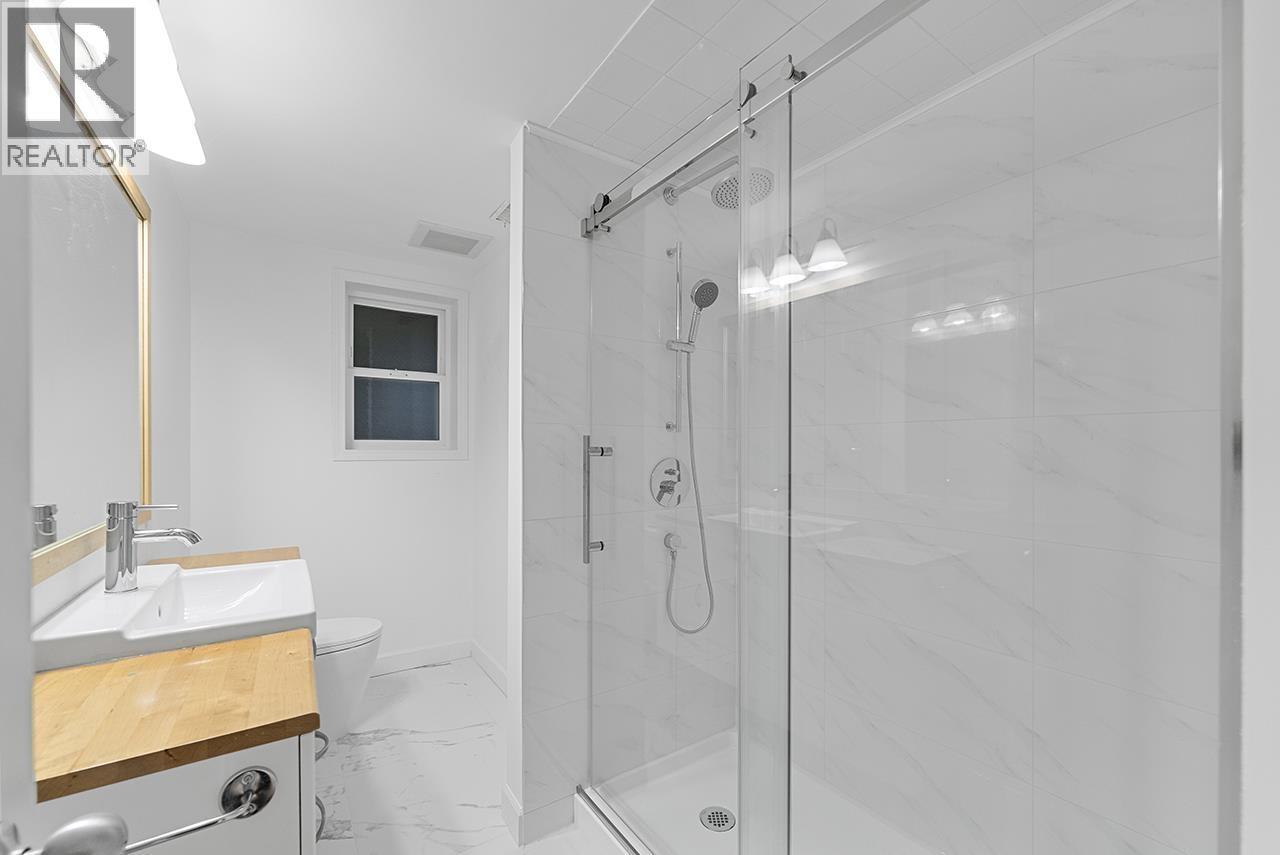 9248 General Currie Road, Richmond, British Columbia  V6Y 1M6 - Photo 11 - R3059412