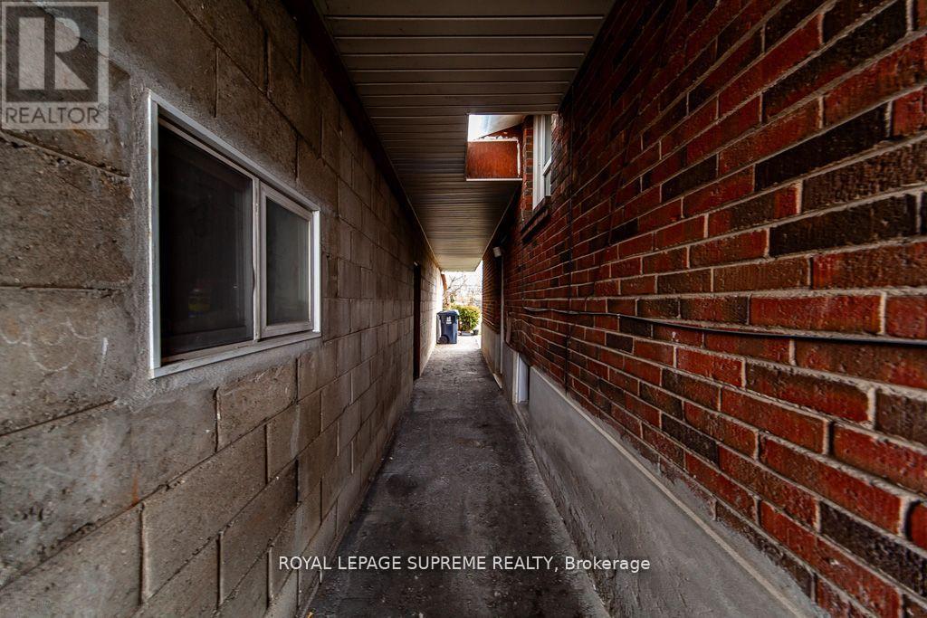 109 Regina Avenue, Toronto, Ontario  M6A 1R5 - Photo 11 - C12394613