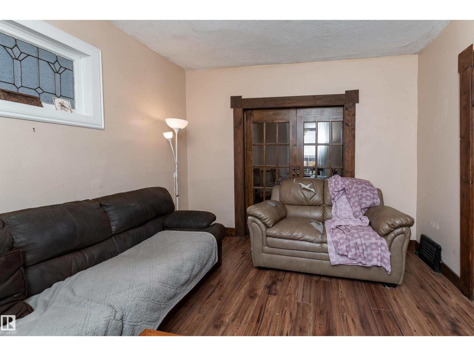 10755 93 St Nw, Edmonton, Alberta  T5H 1Y4 - Photo 11 - E4462417