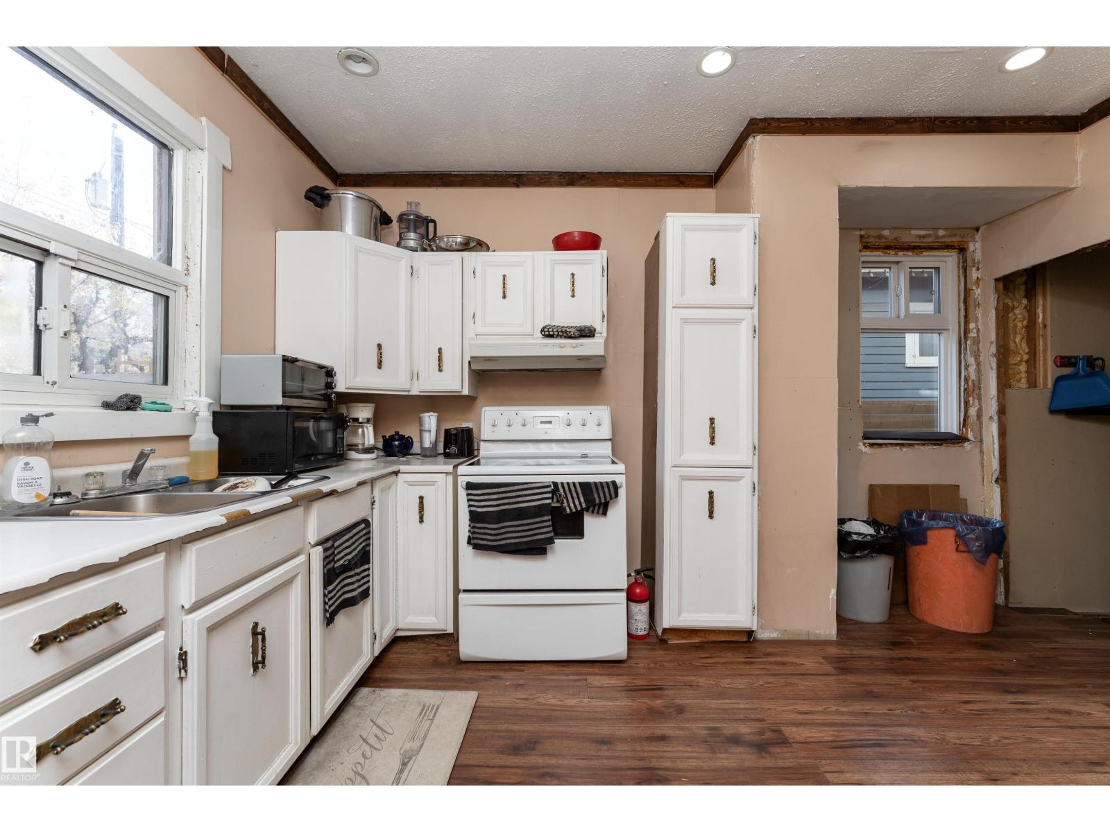 10755 93 St Nw, Edmonton, Alberta  T5H 1Y4 - Photo 15 - E4462417