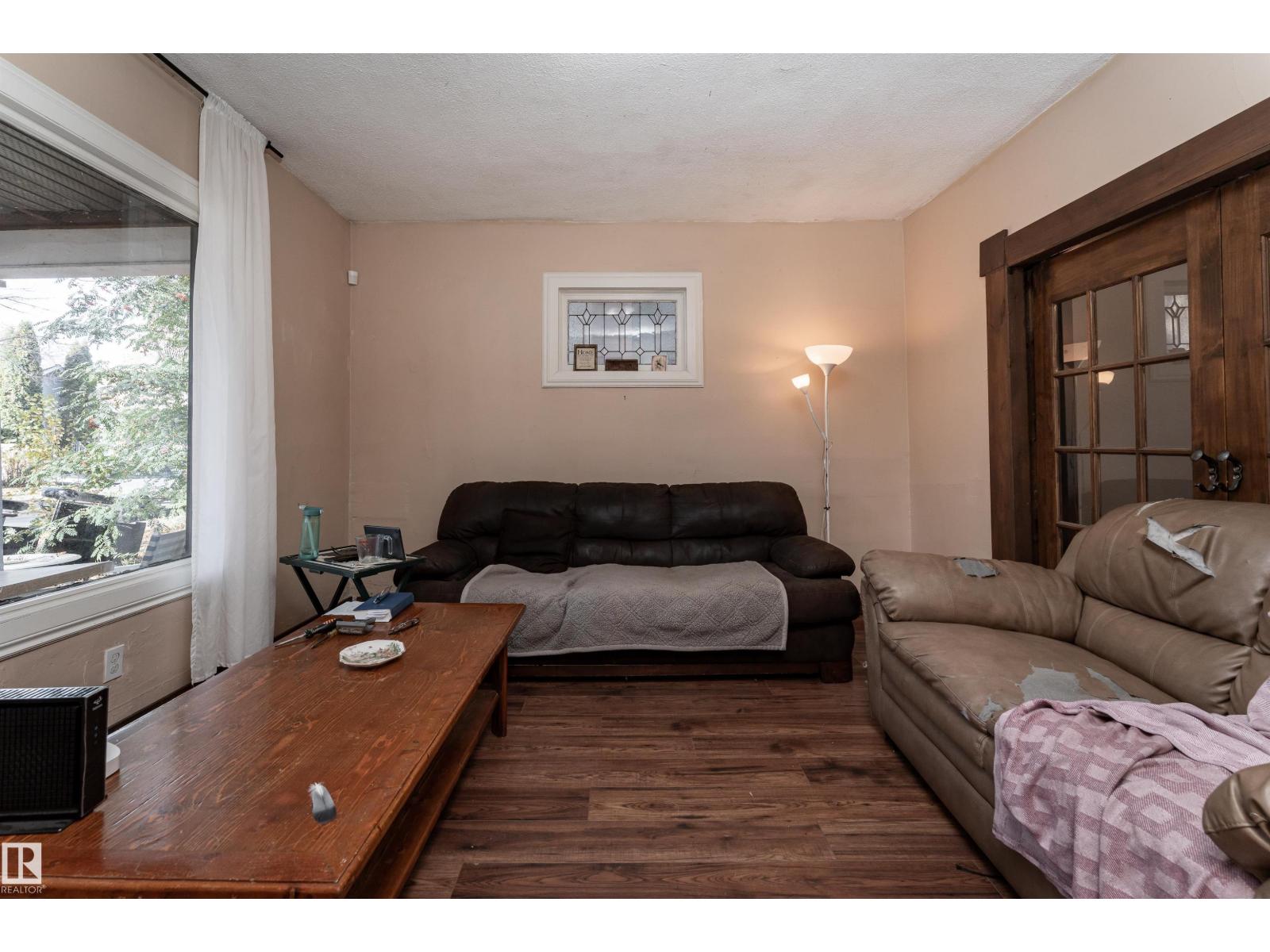 10755 93 St Nw, Edmonton, Alberta  T5H 1Y4 - Photo 4 - E4462417