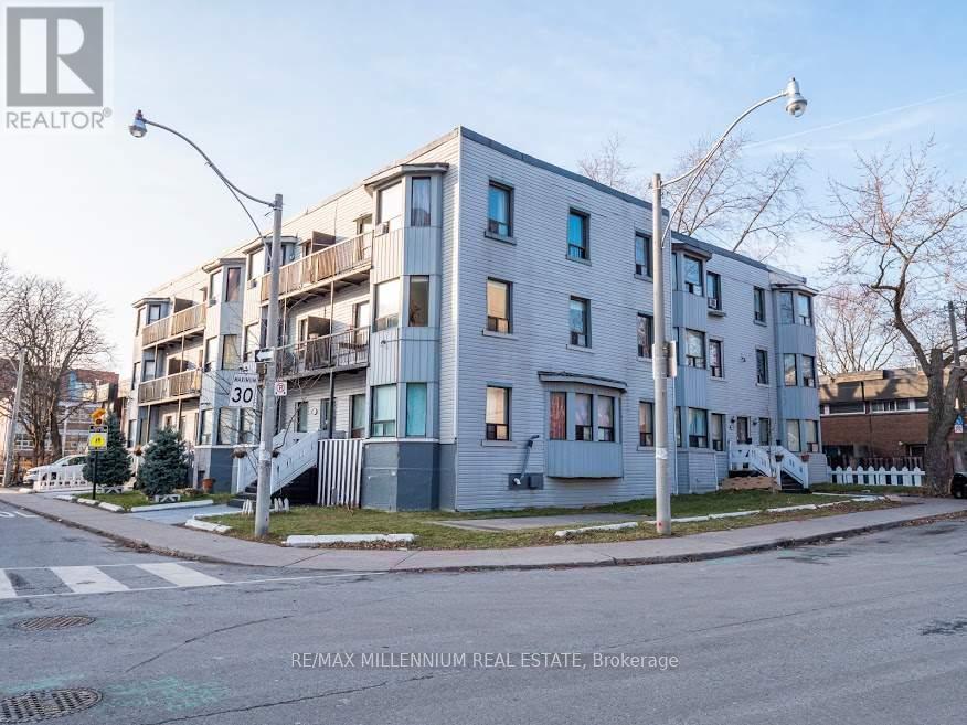 206 - 164 Grange Avenue, Toronto, Ontario  M5T 1E3 - Photo 3 - C12467194