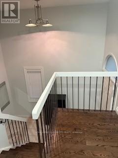 4 Myna Court, Brampton, Ontario  L6S 4H8 - Photo 2 - W12459122