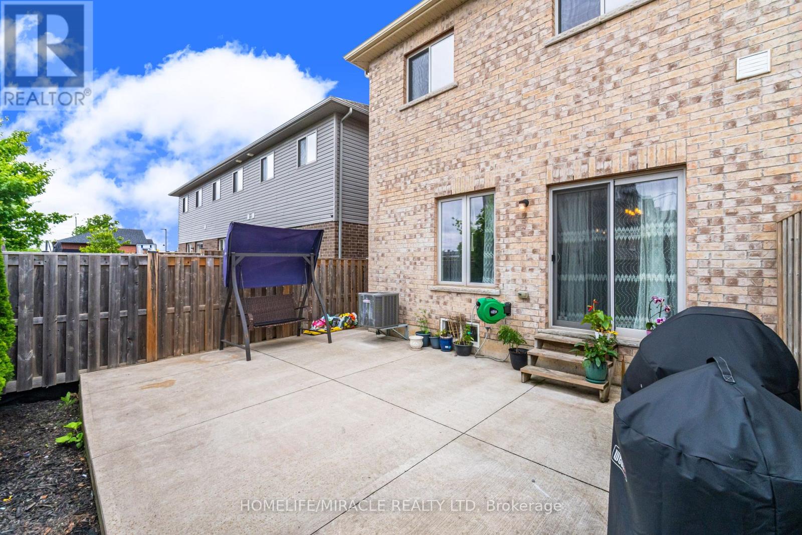 24 Kingsborough Drive, Hamilton, Ontario  L0R 1P0 - Photo 37 - X12465407