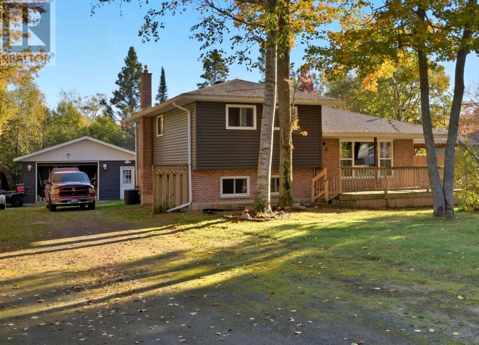 41 Oak RD, Blind River, Ontario