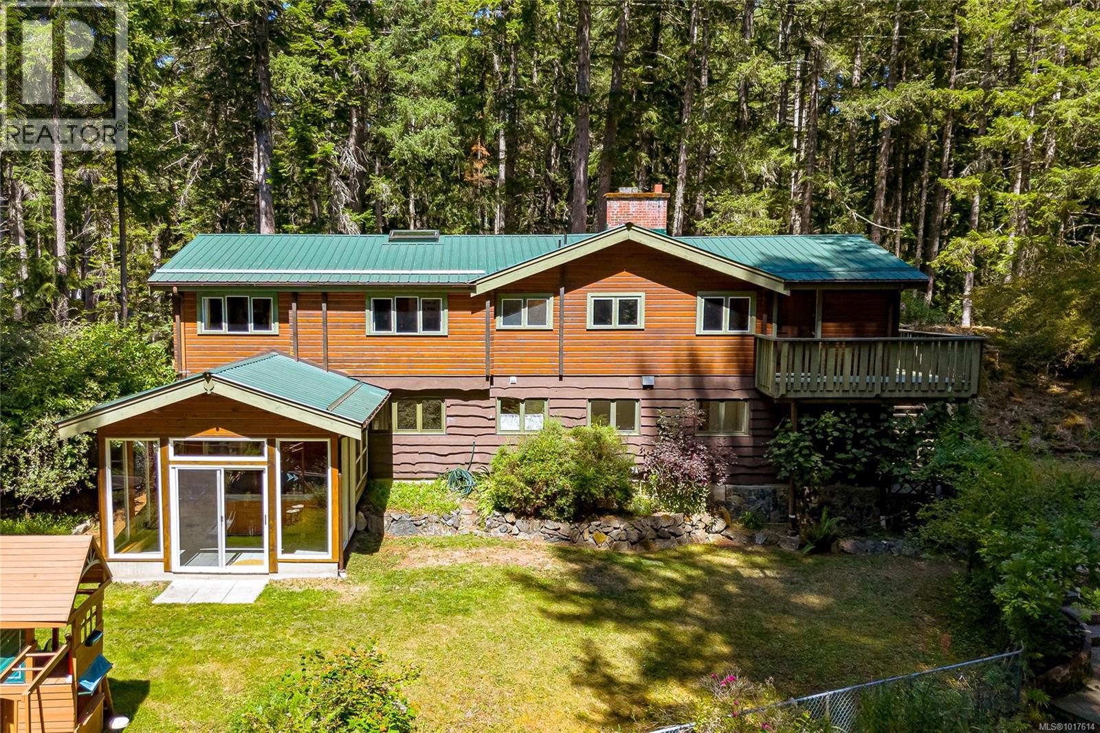 4705 Barrow Rd, Metchosin, British Columbia  V9C 4C6 - Photo 2 - 1017614