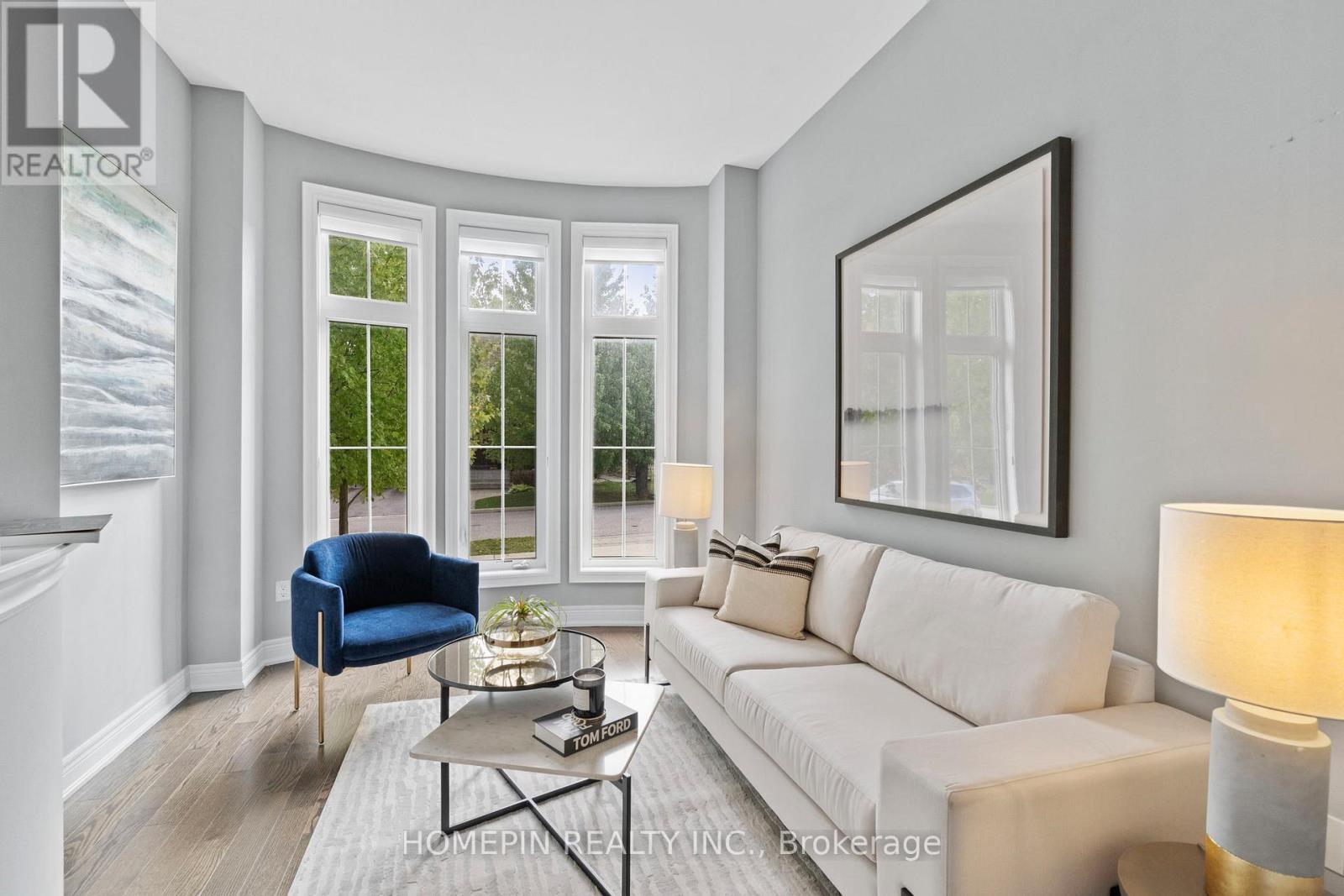201 Gar Lehman Avenue, Whitchurch-Stouffville, Ontario  L4A 1V6 - Photo 4 - N12467195