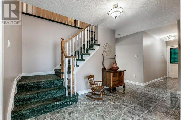 917 Maple Avenue, Milton, Ontario  L9T 3X6 - Photo 20 - W12467196