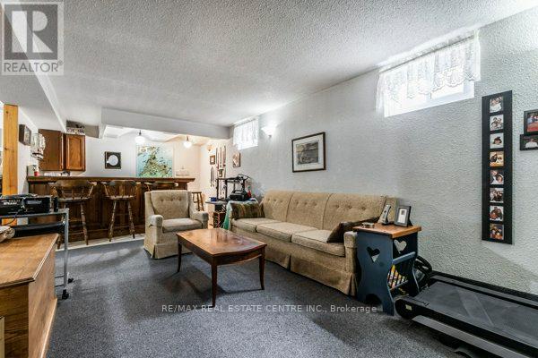 917 Maple Avenue, Milton, Ontario  L9T 3X6 - Photo 33 - W12467196