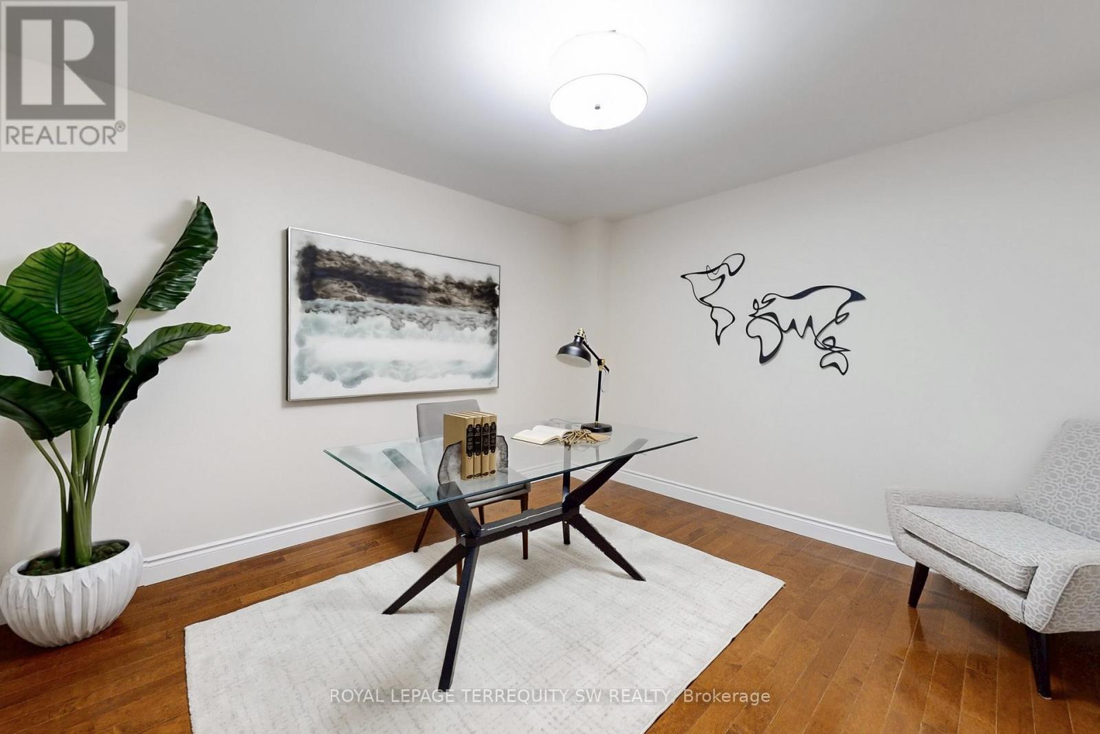8 Chalmers Court, Brampton, Ontario  L6Z 3G9 - Photo 15 - W12467197